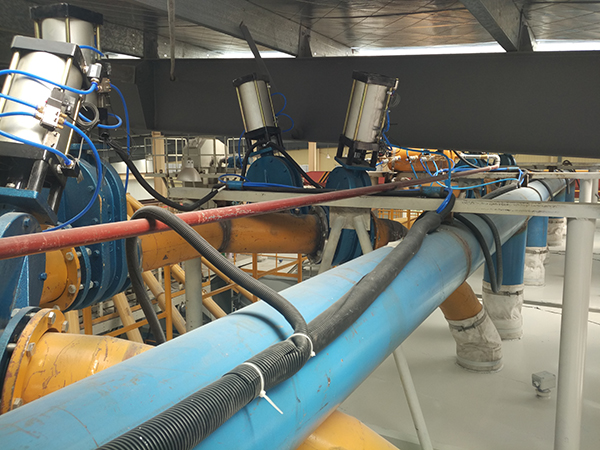 湖北某（mǒu）中船